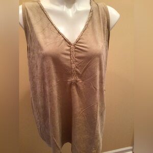 Sarah Laundry V-Neck Tank Top (Small)